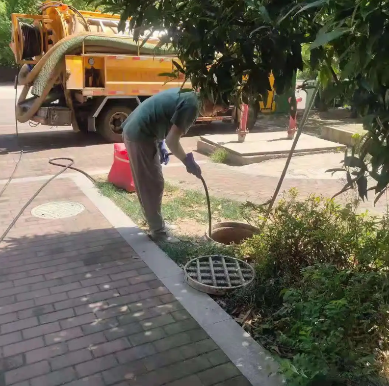 永平市政排污管道清淤疏通——专业团队，让您全程省心！
